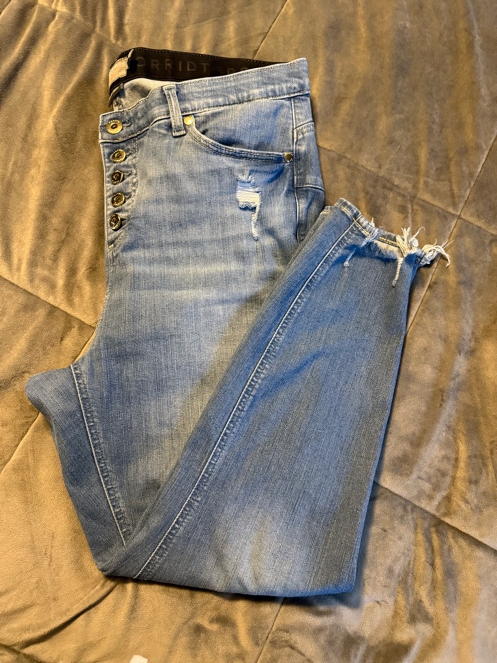 Torrid Bombshell High-Rise Distressed Button Fly Skinny Jean Size 18R